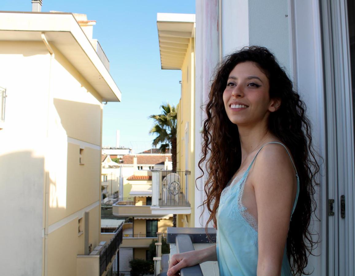 Hotel Adigrat Riccione Eksteriør billede