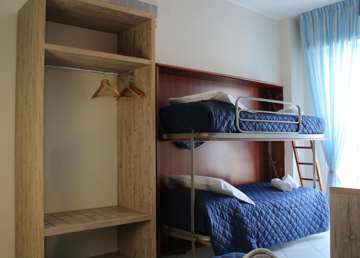 Hotel Adigrat Riccione Eksteriør billede