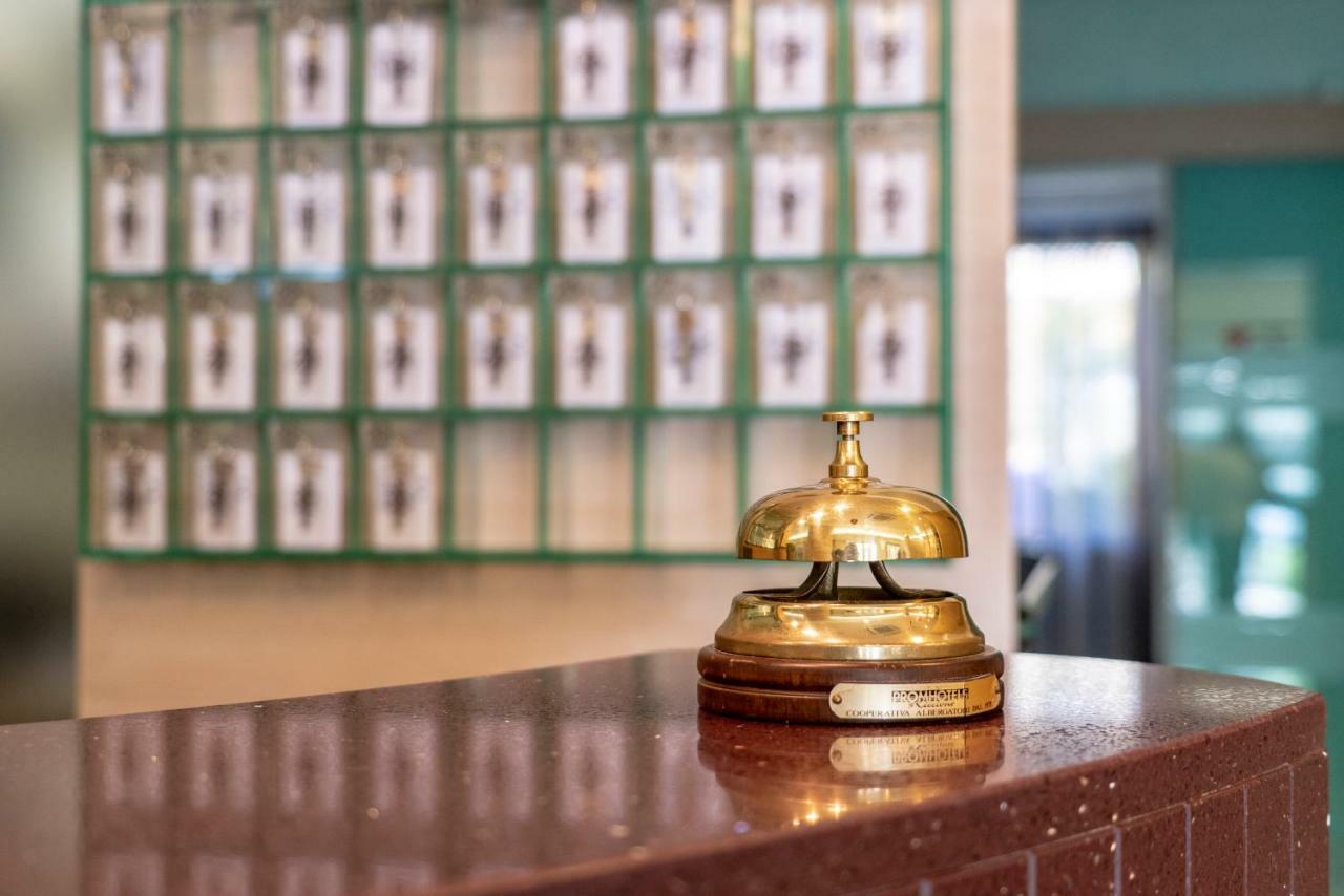 Hotel Adigrat Riccione Eksteriør billede
